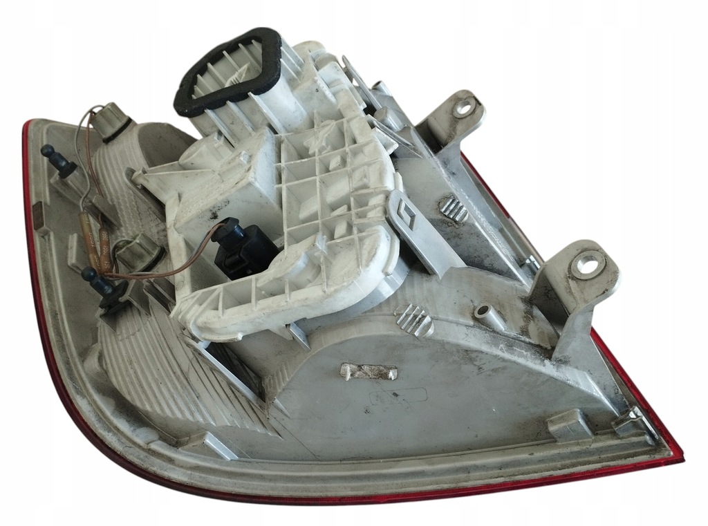 фото №7, Лампа правая задняя правый задняя skoda rapid 5jh.945.096