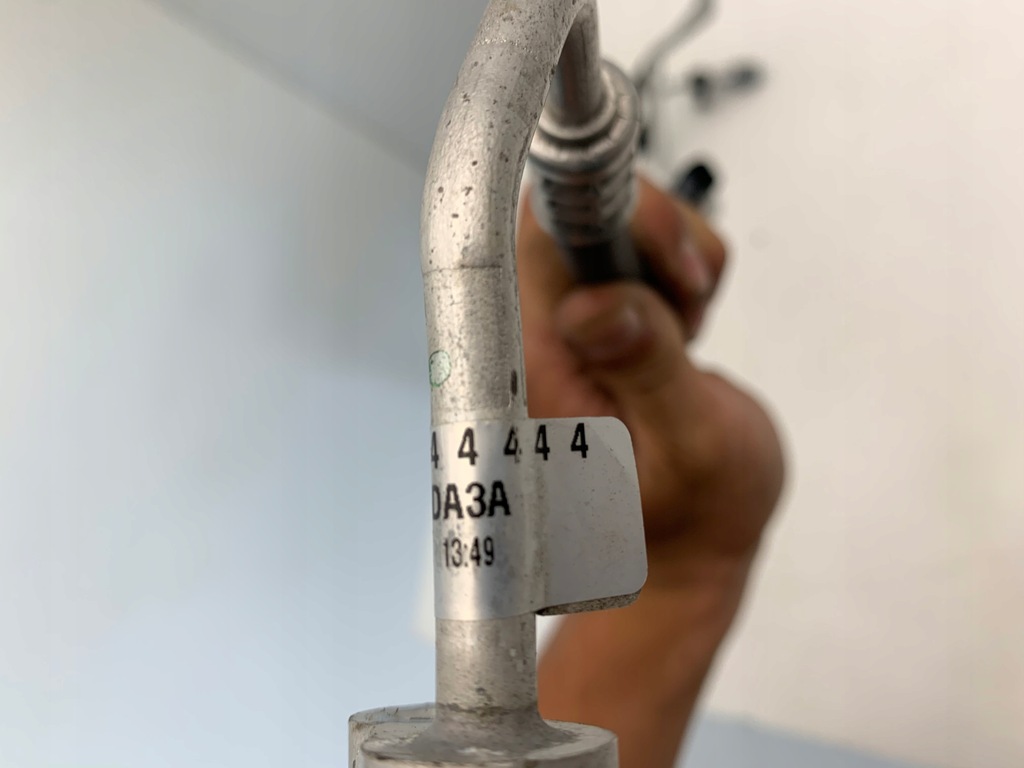 фото №5, Infiniti q30 шланг кондиціонера 924405da3a