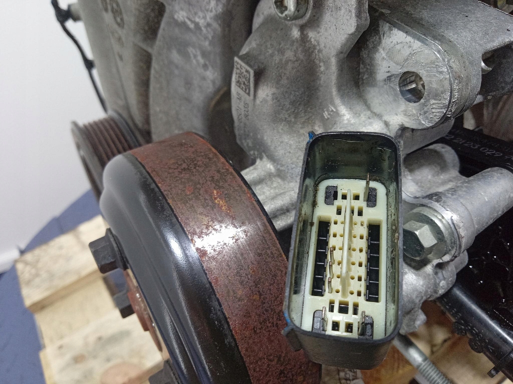 Купити Ford kuga mk3 1.5 ecoboost 150 km двигун бензиновий yzda