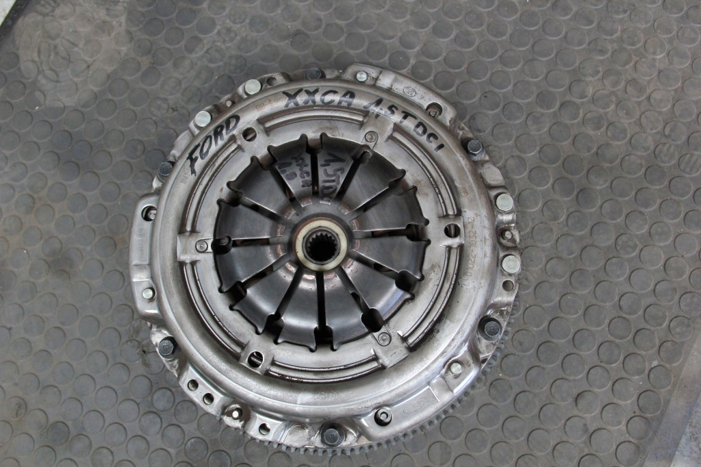фото №8, Набір зчеплення з колесом маховик, forda 1.5 tdci