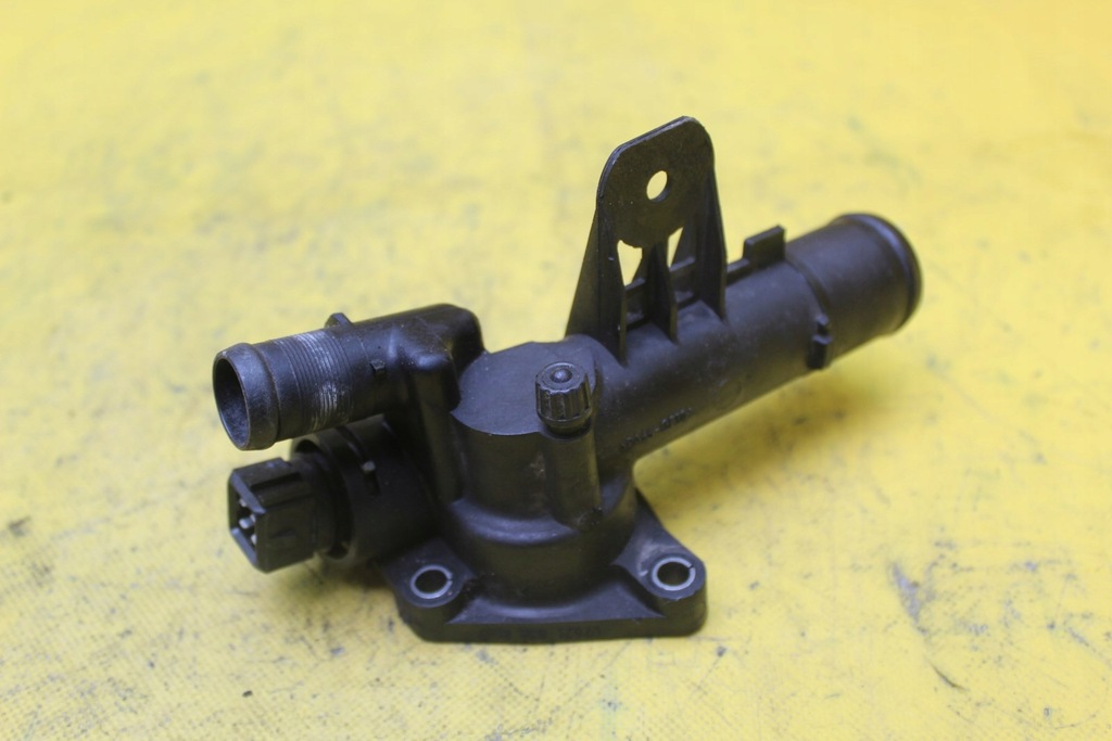 фото №1, Корпус термостата clio megane ii 1.5 dci 558751