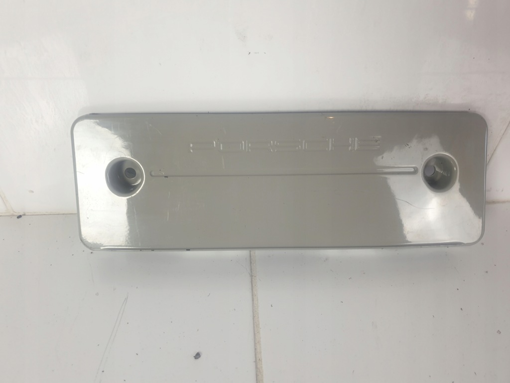 фото №1, Основа pod номерний знак задня porsche macan 95b