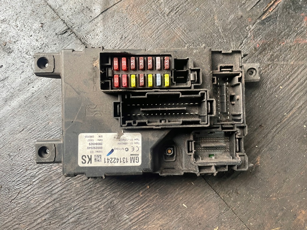 фото №1, Opel corsa d модуль коробка предохранителей 13142241