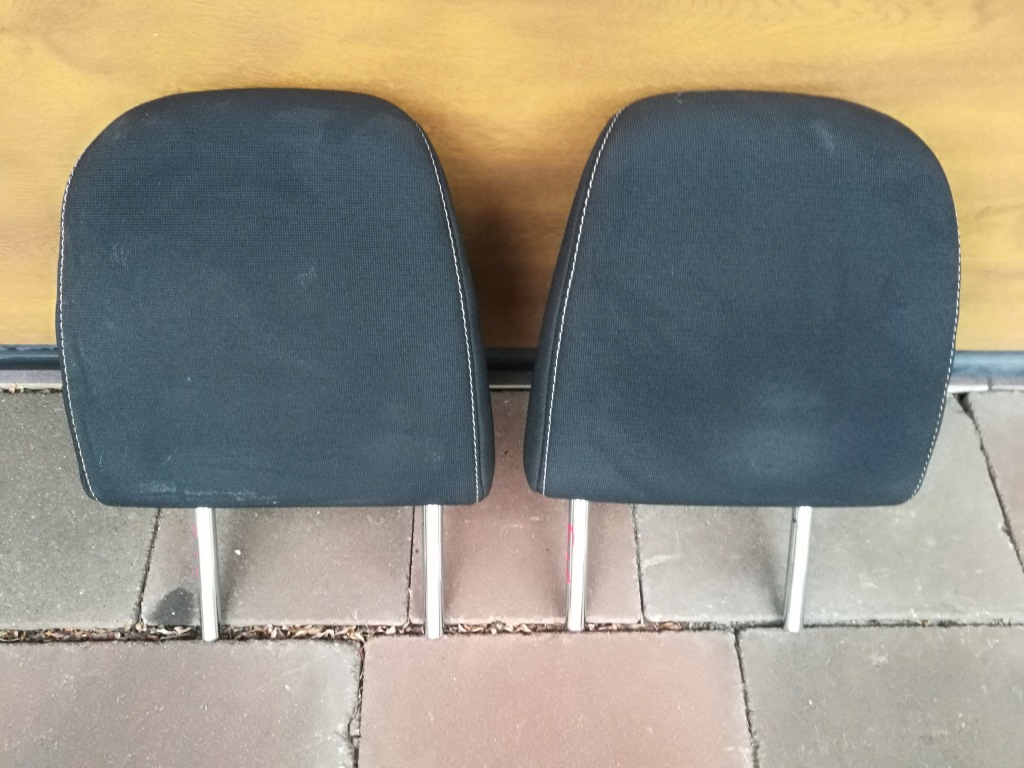 фото №1, Подголовники перед toyota corolla e16 2017r mod 13-18r