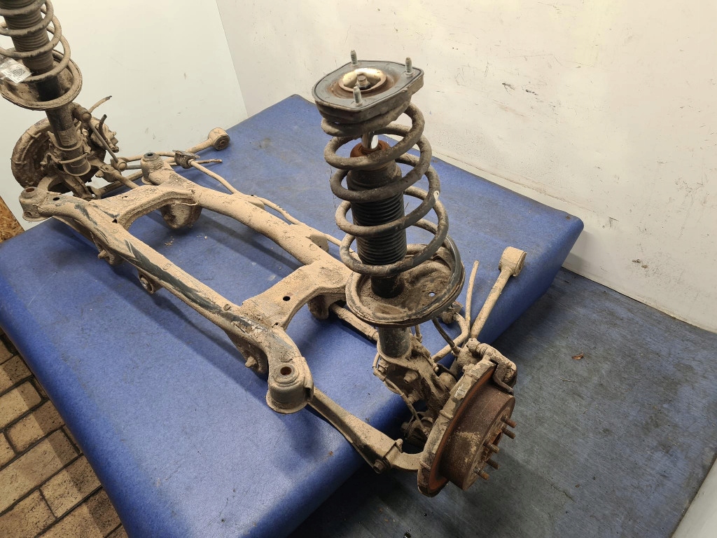 Kia sportage ii рестайлинг  4x4 балка подвеска задний Цена