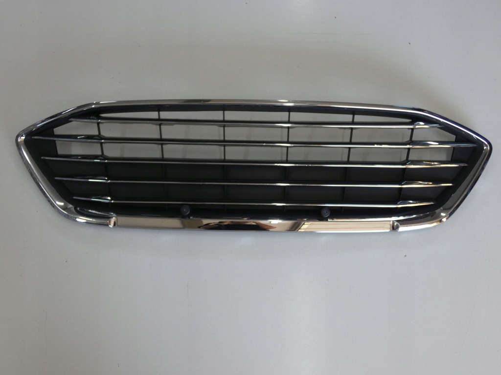 фото №1, Решётка радиатора, решётка радиатора ford focus mk-4 przed lift titanium