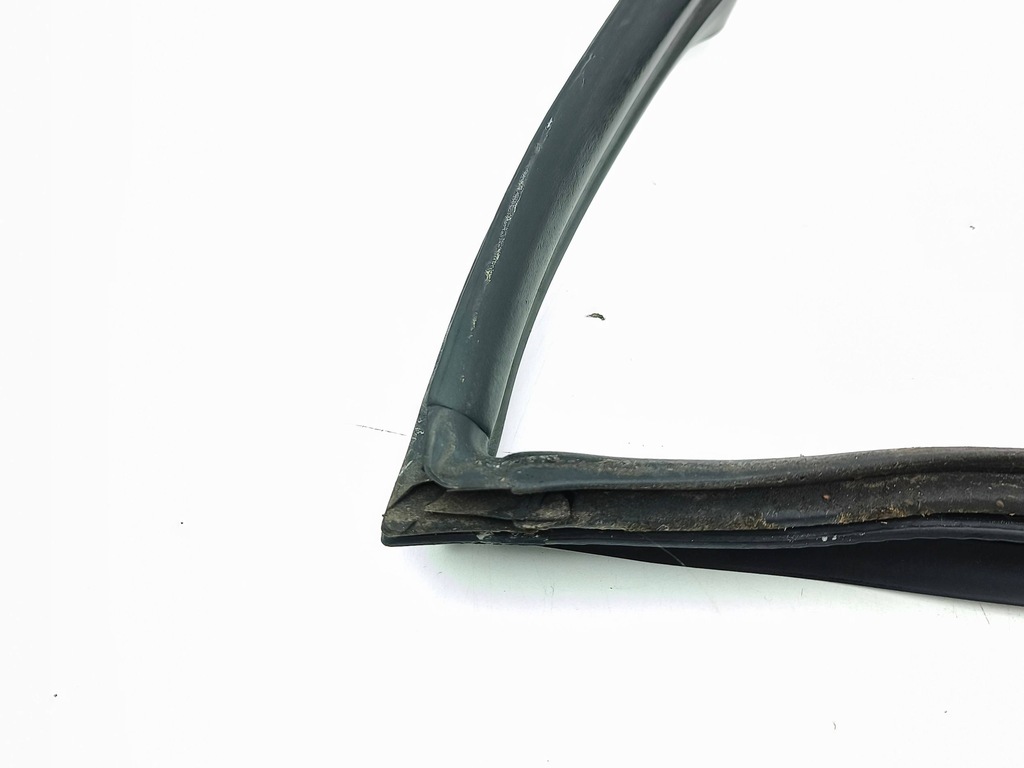 фото №12, Porsche 911 996/997 прокладка внутрішня скло l