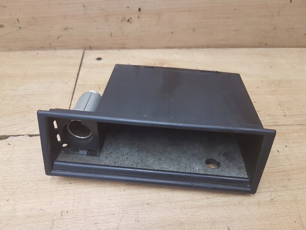 фото №1, Бардачок полиця бардачок volvo 740