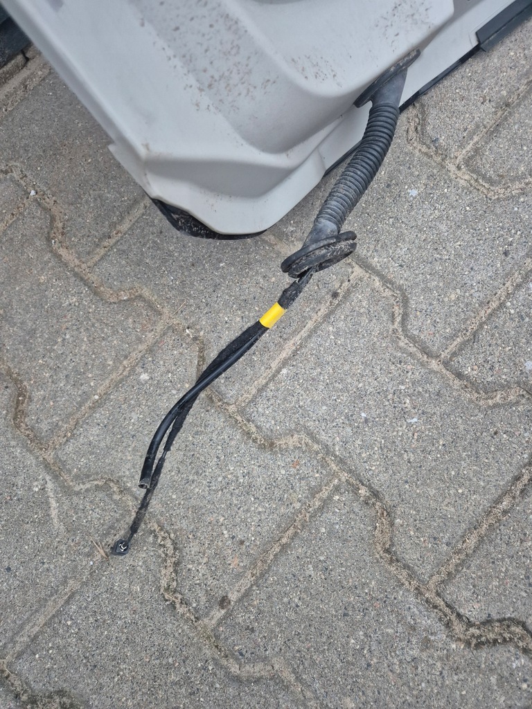 фото №13, Nissan ariya задня кришка багажника poznań