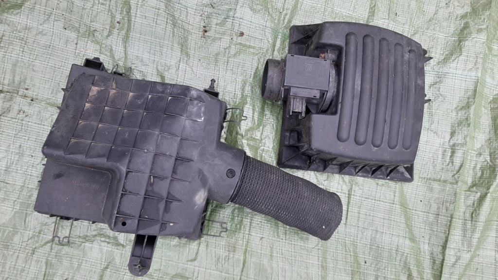 фото №2, Расходомер корпус фильтра powiet opel omega b