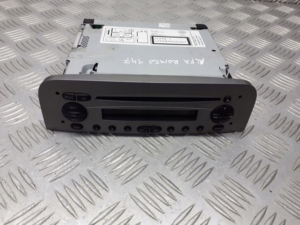 Купити Радіо заводський alfa romeo 147 7646694316