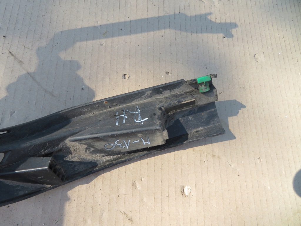 фото №12, Напрямна правий задня задній volvo v90 31383306