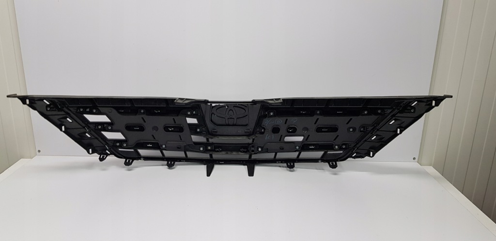 Toyota alphard 08-14 решётка  решётка радиатора хром бампер Недорого