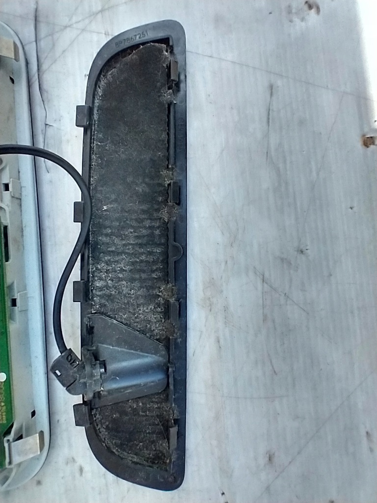 фото №8, Audi a3 8p lift cabrio лампа потолочный салона кабины 8p7951177