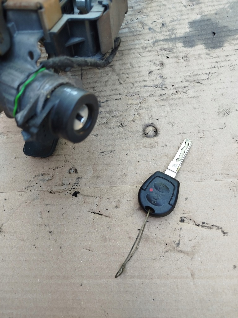 фото №8, Колонка рулевая замок зажигания seat ibiza iii 6q1019801h