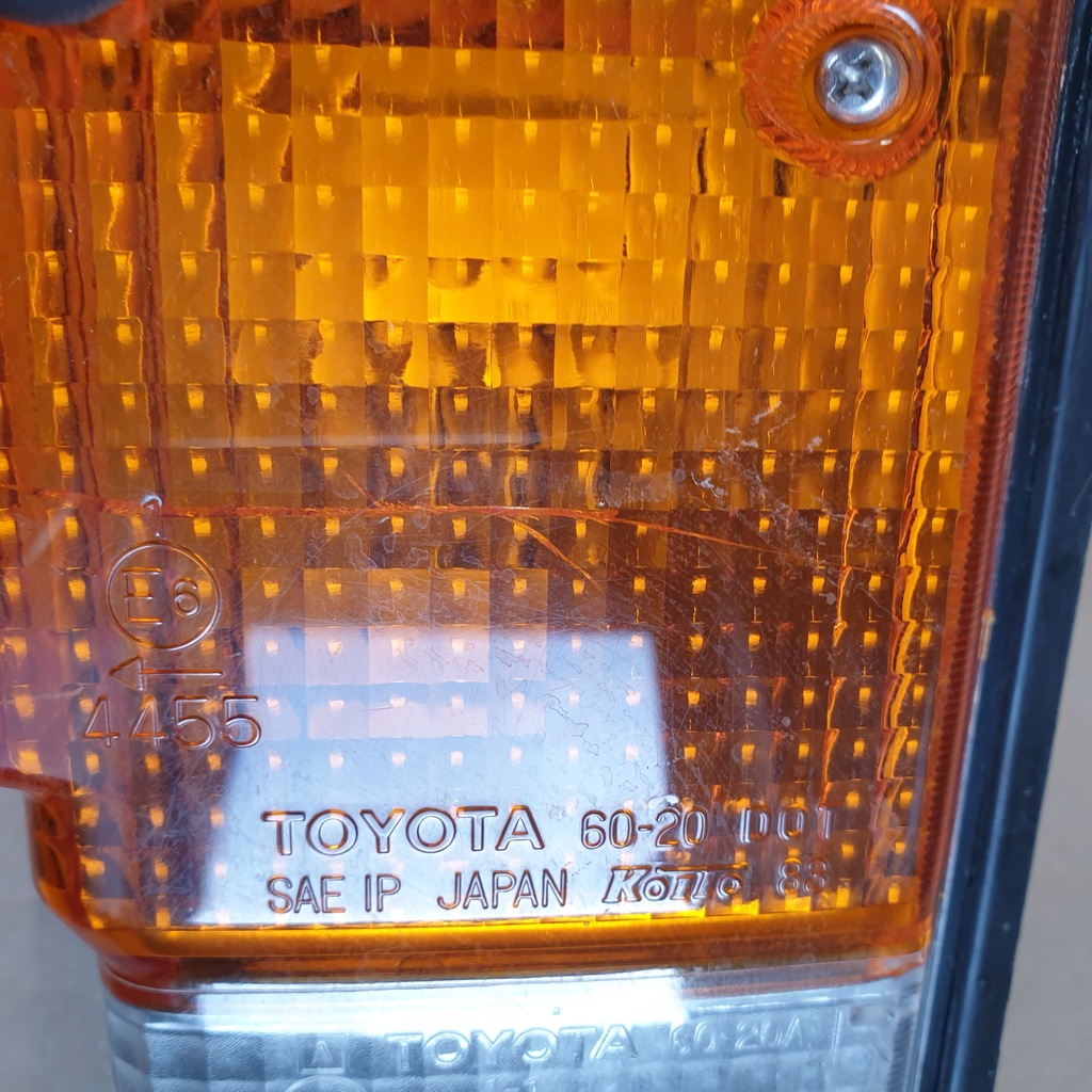 фото №8, Поворотник поворотник toyota land cruiser j70 оригінальний номер eu