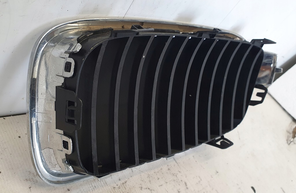 фото №7, Bmw 3 f30 f31 решётка радиатора правая решётка радиатора решётка радиатора оригинал