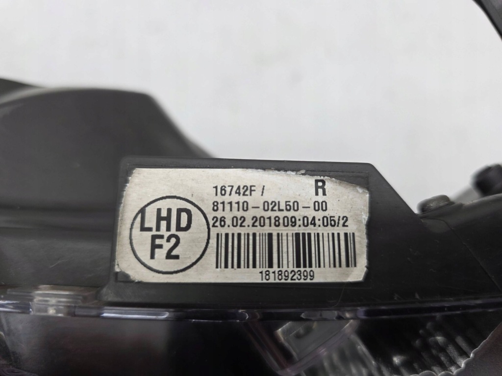 Toyota corolla e16 рестайлінг  2016+ фара перед правий led європа 81110-02l50-00 Недорого