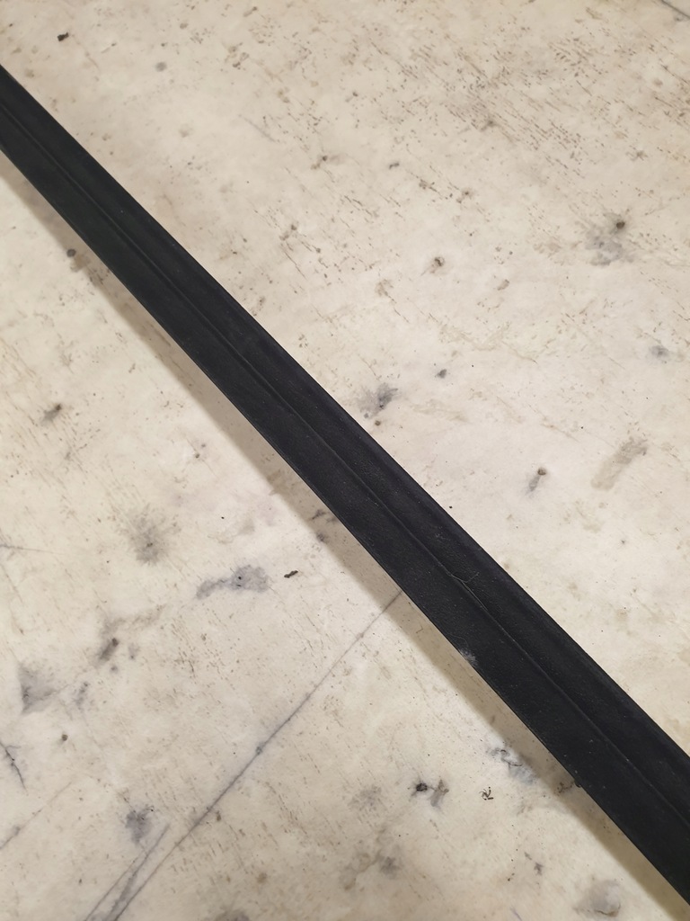 фото №11, Молдинг дверь ford c-max 2 am51-u20563-b левый перед