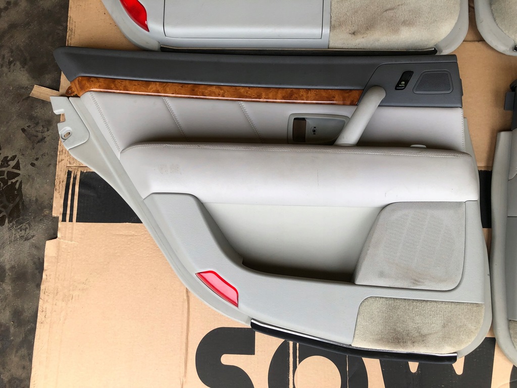 фото №10, Сиденья кожа светлая kia opirus оригинальные полный обивка дверь обшивка