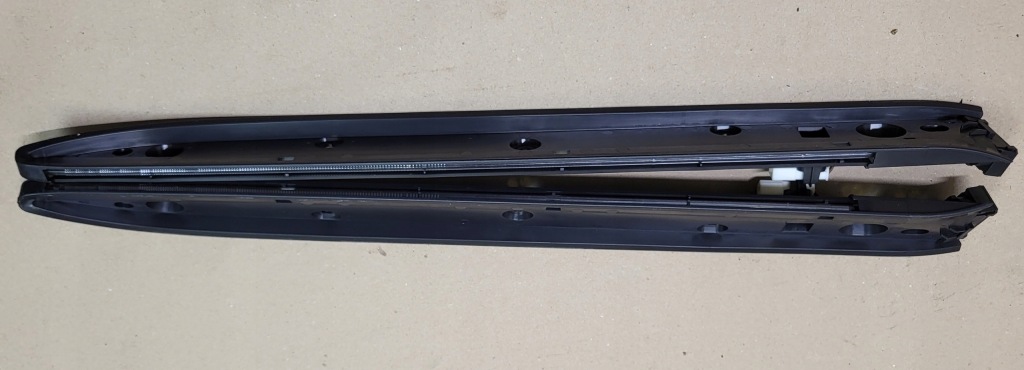 фото №8, Молдинг дверь dekor подсветка ambiente led land rover discovery 5 v l462