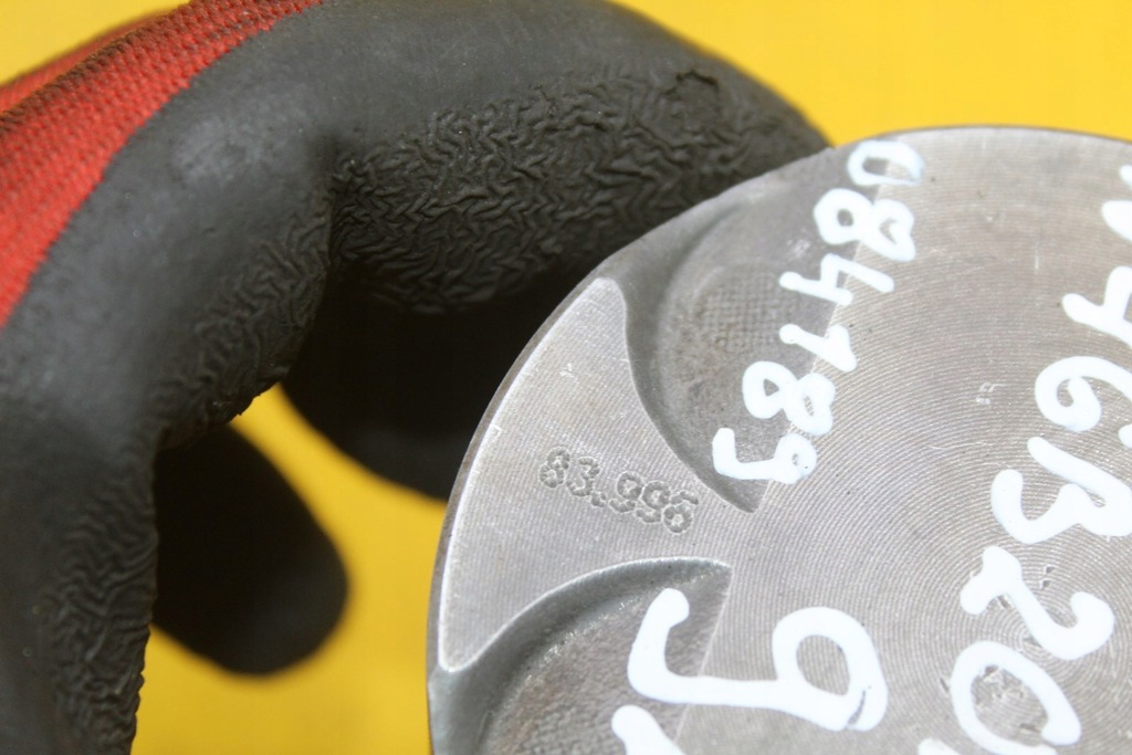 фото №9, Поршень поршні bmw e90 e60 x3 e91 e92 e93 e81 e87 2.0 b n46b20a 084189