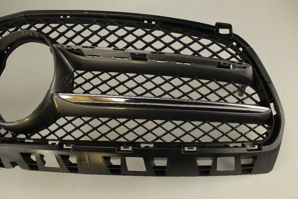 фото №6, Решітка радіатора решітка радіатора mercedes a-klasa w176 a1768880260