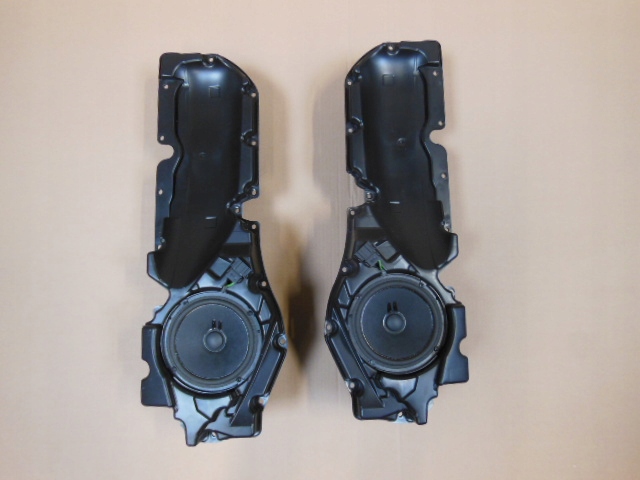 фото №1, Динамик audi tt 8s0 w дверь