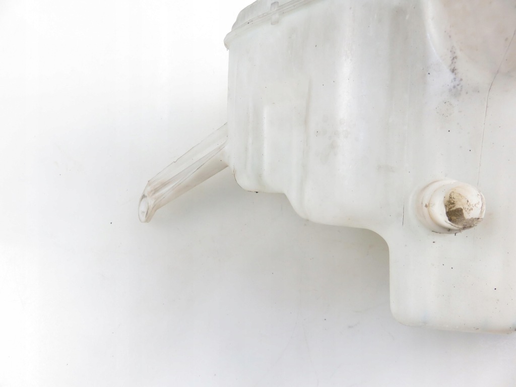 Бачок омивача toyota previa 860142087 Зі Шроту