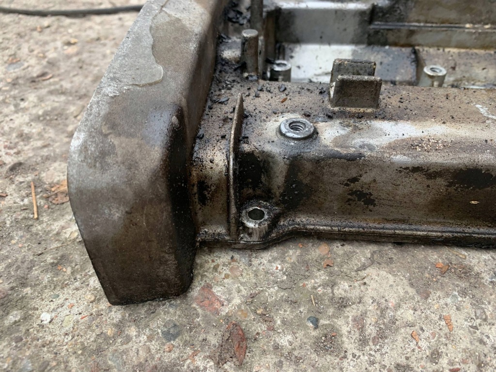 Крышка клапанов fiat stilo punto ii hgt barchetta lybra marea 1.8 бензин в Украине