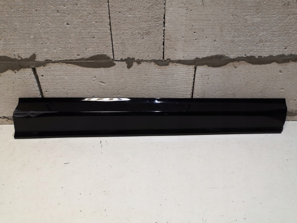 фото №1, Volvo xc60 ii молдинг двері правий перед