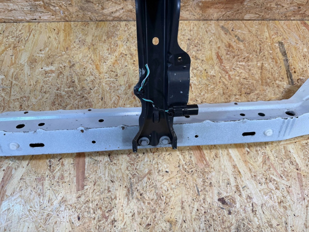 Ремень передний усилитель перед балка nissan leaf 2 2017- Киев