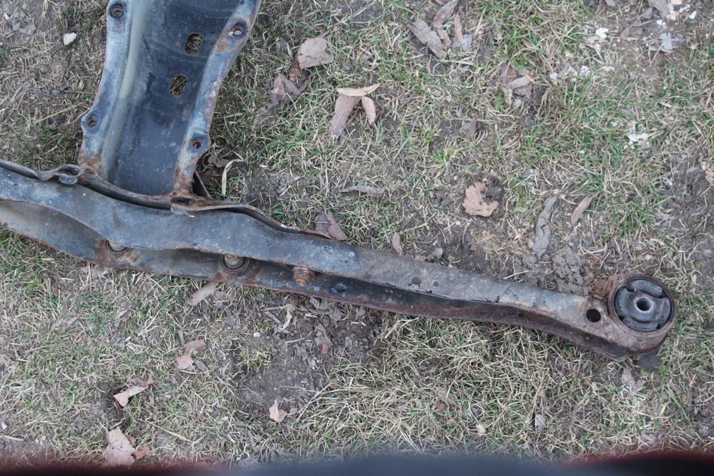 фото №11, Samolot балка кронштейн дифференциал subaru forester ii sg 03-05