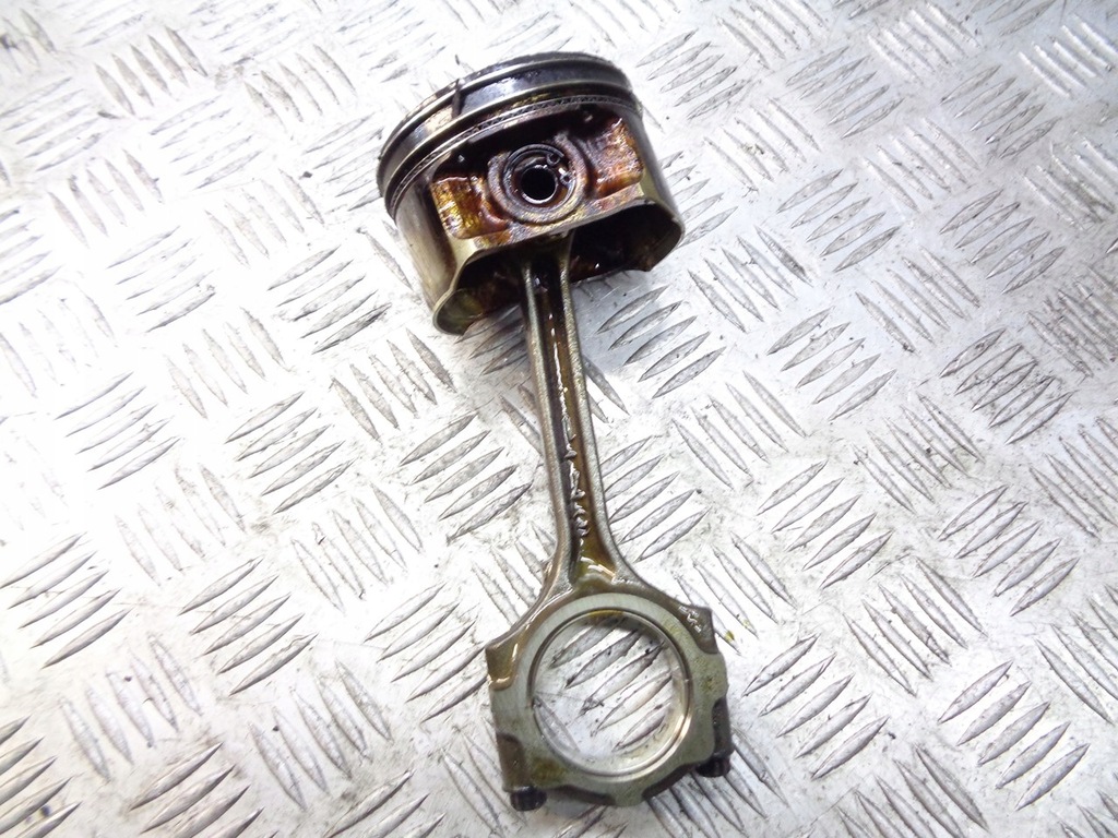 фото №1, Поршень с шатун nissan primera p12 2.0