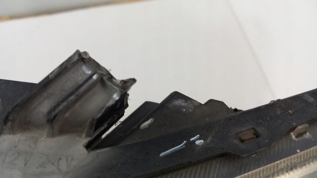 фото №8, Toyota auris e15 лампа перед ліва лінза