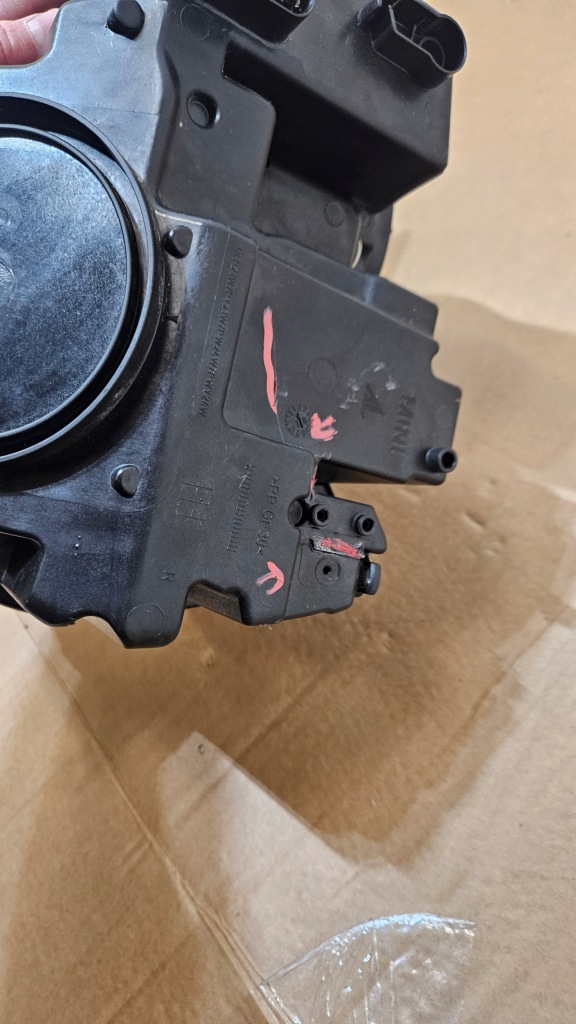 Лампа перед передня права mini f60 countryman full led 7494802-01 Ціна