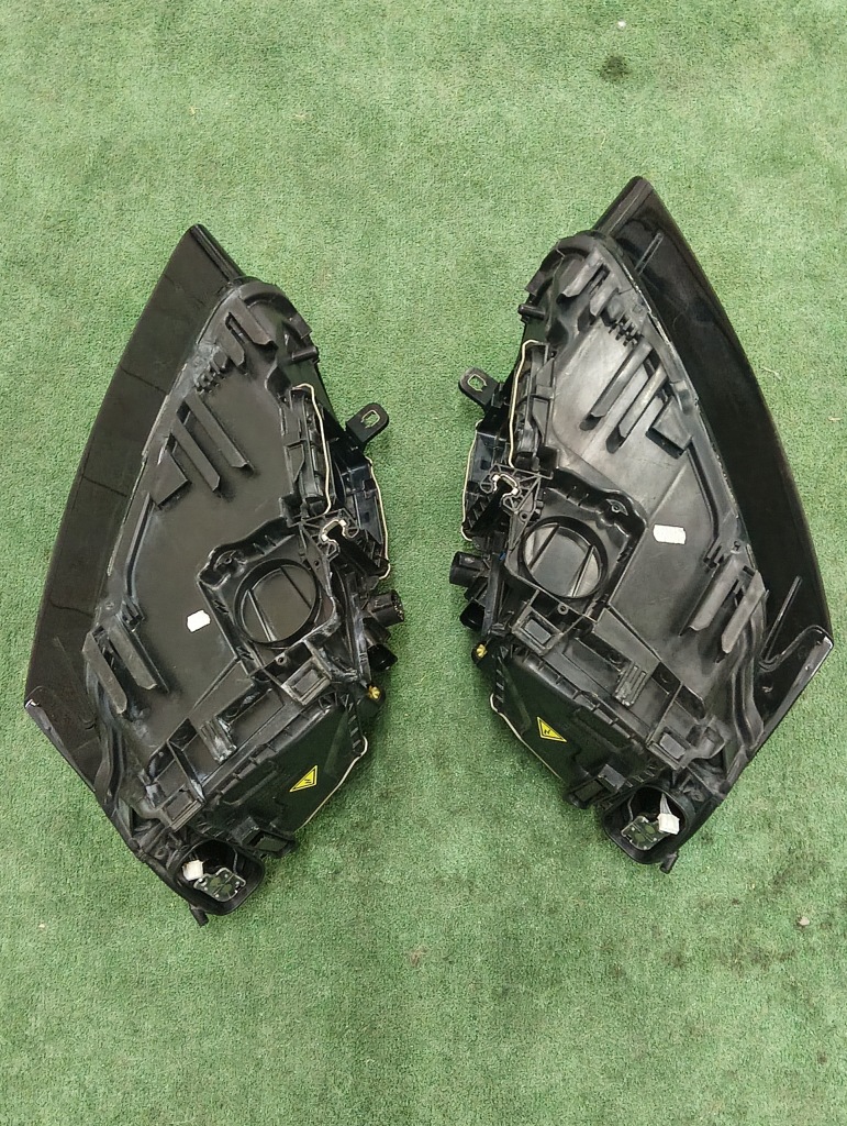 Фонари перед правый  левая audi q5 8r рестайлинг  ксенон led 8r0941006c 8r0941005c Недорого