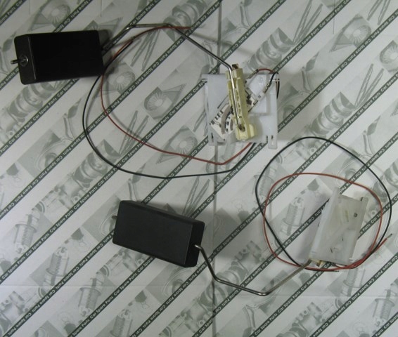 фото №1, Датчик топлива octavia 8l0919673e