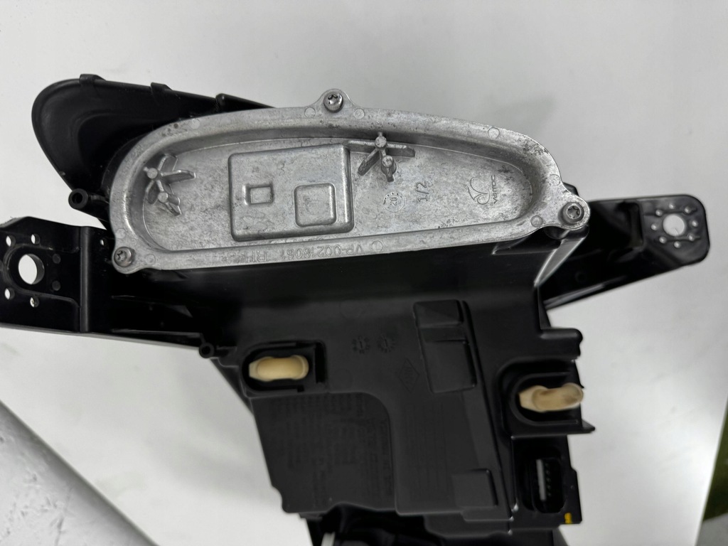 фото №10, Лампа правая dacia sandero iii jogger iii logan iii led idealna