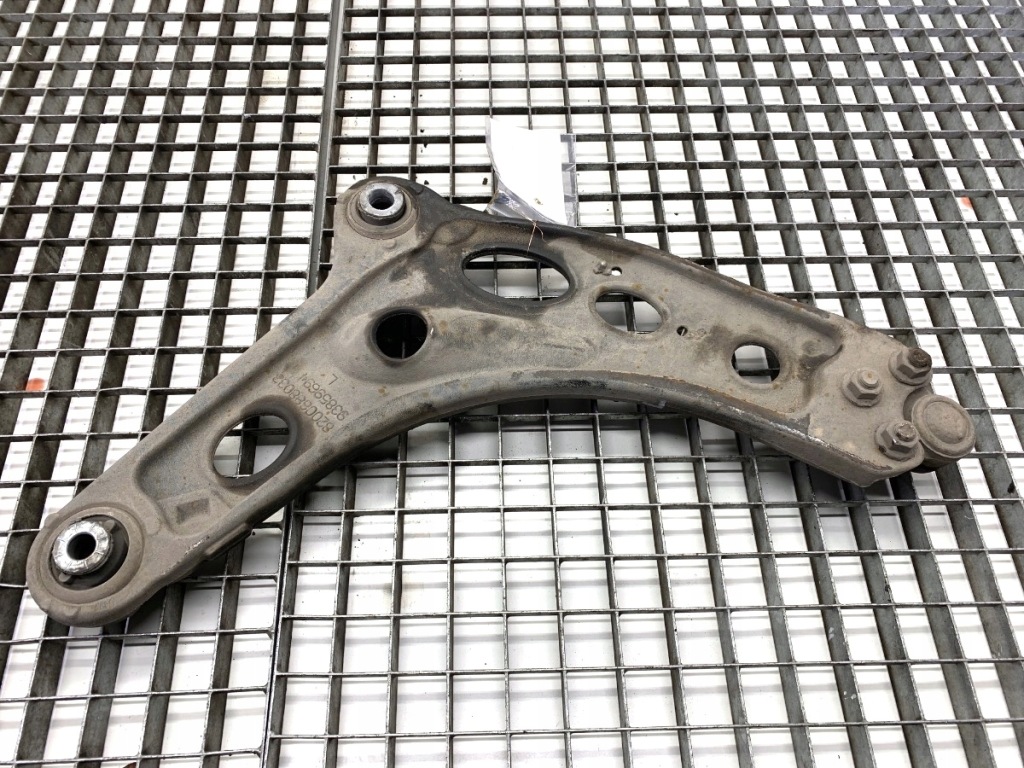 фото №1, Рычаг левый перед opel vivaro b bus 14-19 8200688033 передний, левая