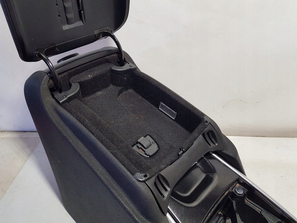 фото №6, Підлокітник mercedes r-klasa w251 тунель середній