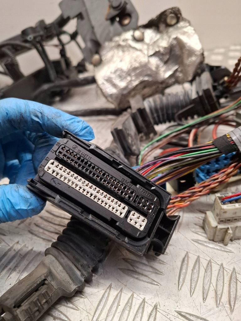 2006 джгут двигуна bmw 5 e60 e61 7801726 Недорого