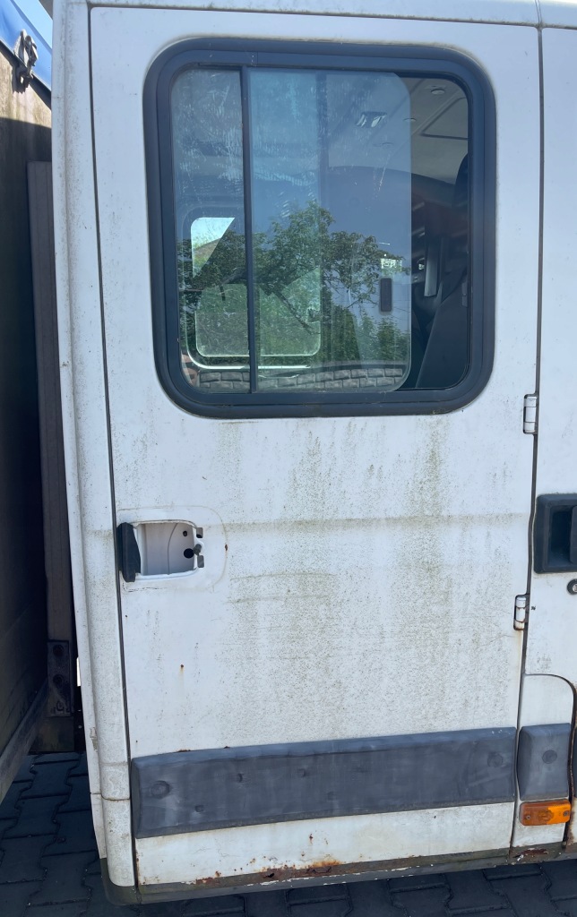 Купити Двері праве doka dubel кабіна iveco daily 99-14rok