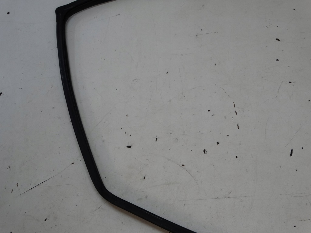 фото №7, Прокладка кузовна двері правий задня kia carens iv