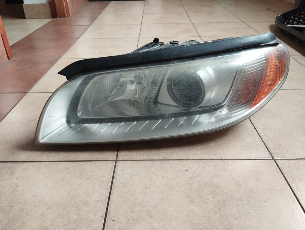 фото №1, Volvo v70 s80 xc70 лампа ліва lh ксенон led 31214347
