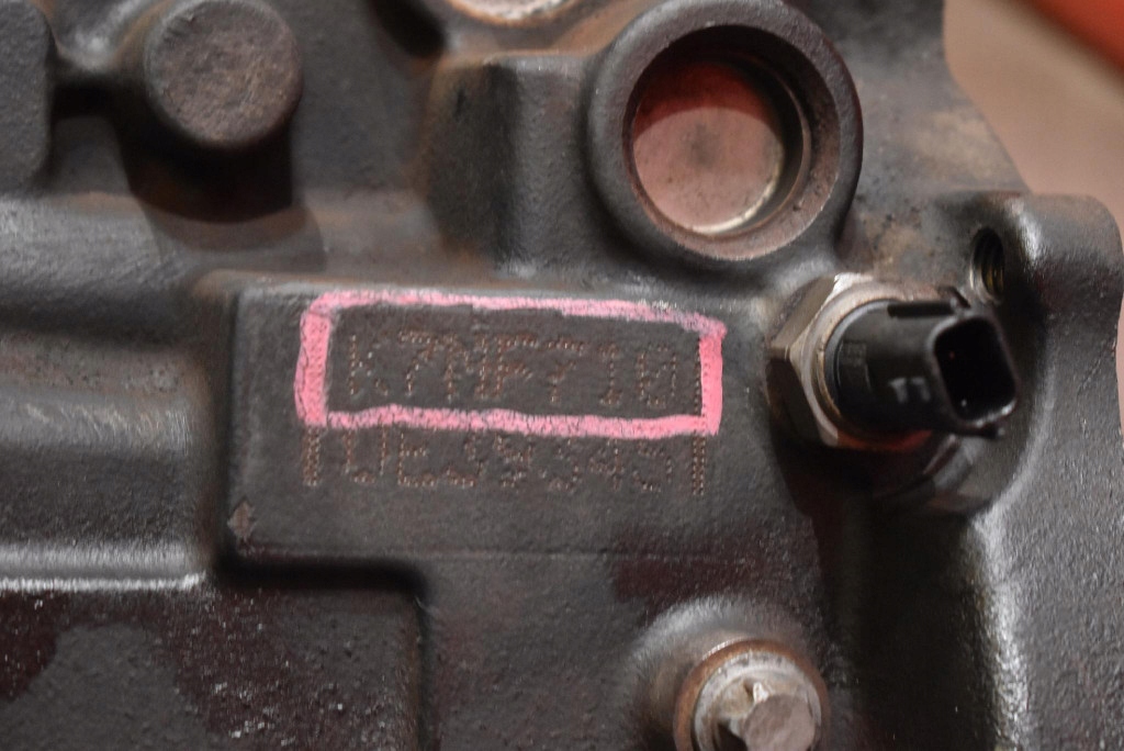 фото №6, Блок dół двигателя wał k7mf710 dacia sandero 1 i 1.6 mpi 87 km 08-12