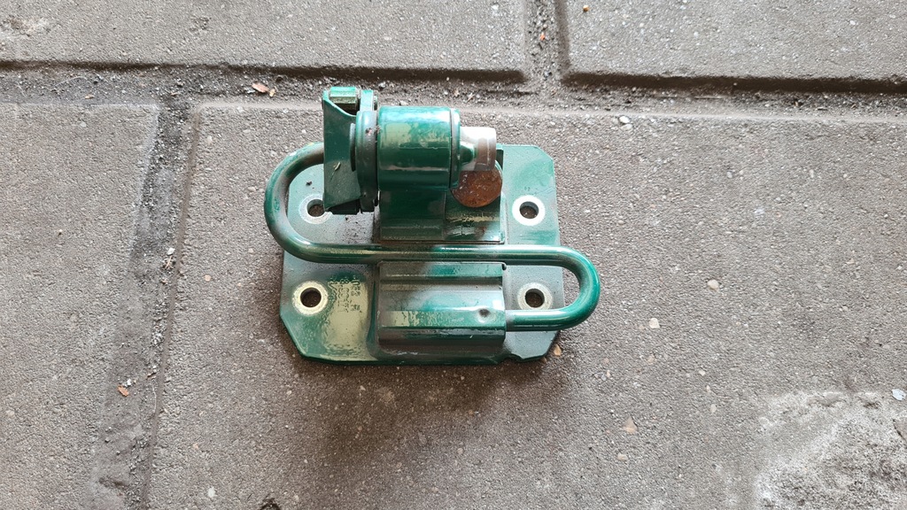 фото №1, Man tgx петля верхний дверь правый