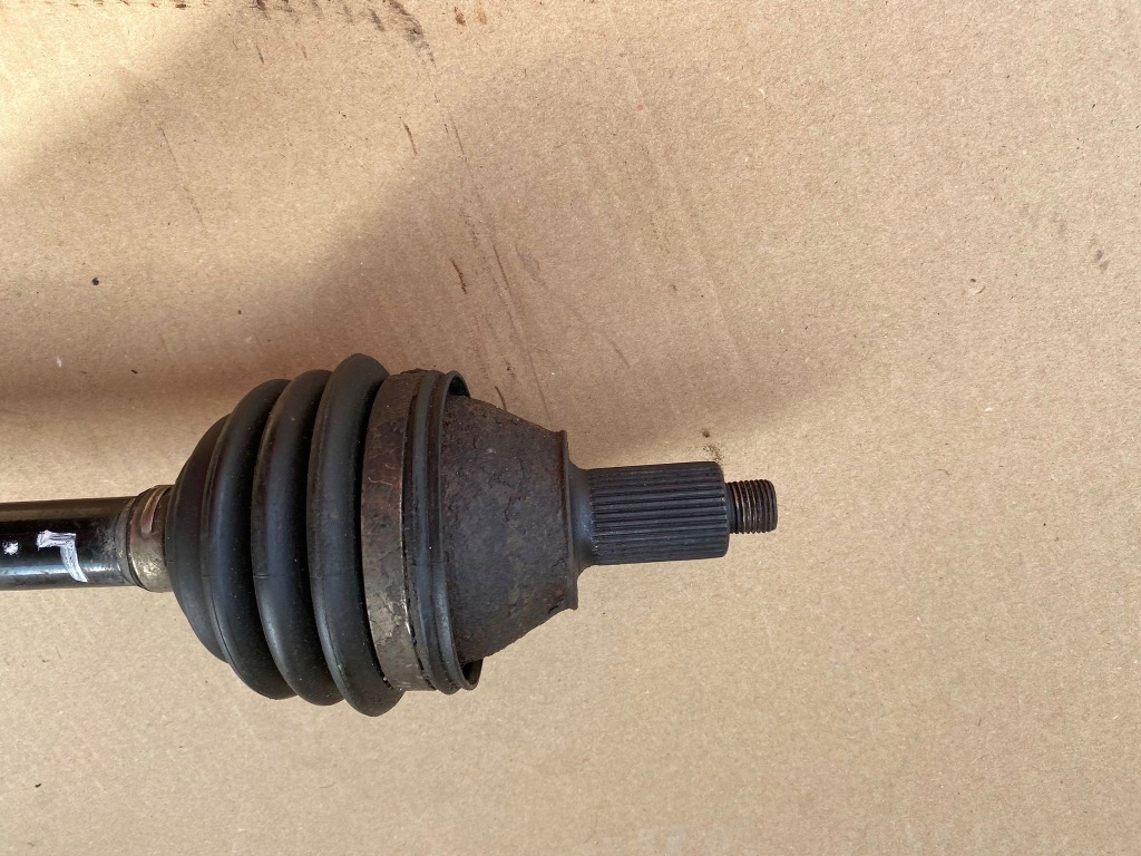 фото №3, Skoda roomster fabia приводной вал левая перед