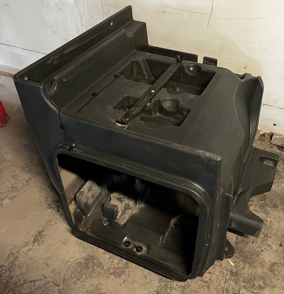 фото №1, Коробка бардачок man tgx 81.66912-6200