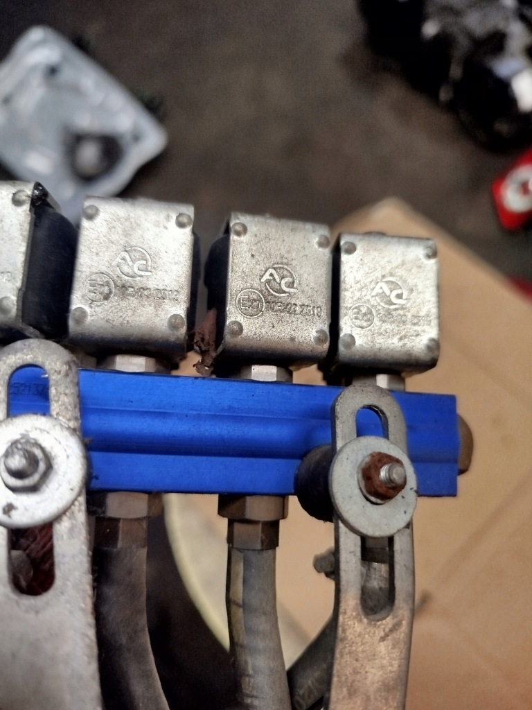 Молдинг упорскування газу lpg 67r-010973 110r-000044 autogaz Недорого